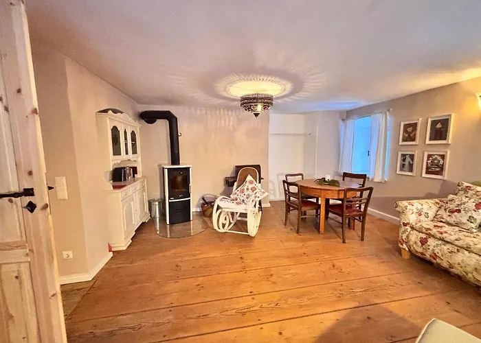 Forsthaus Bergfrieden Am Kloster Sankt Marienthal *